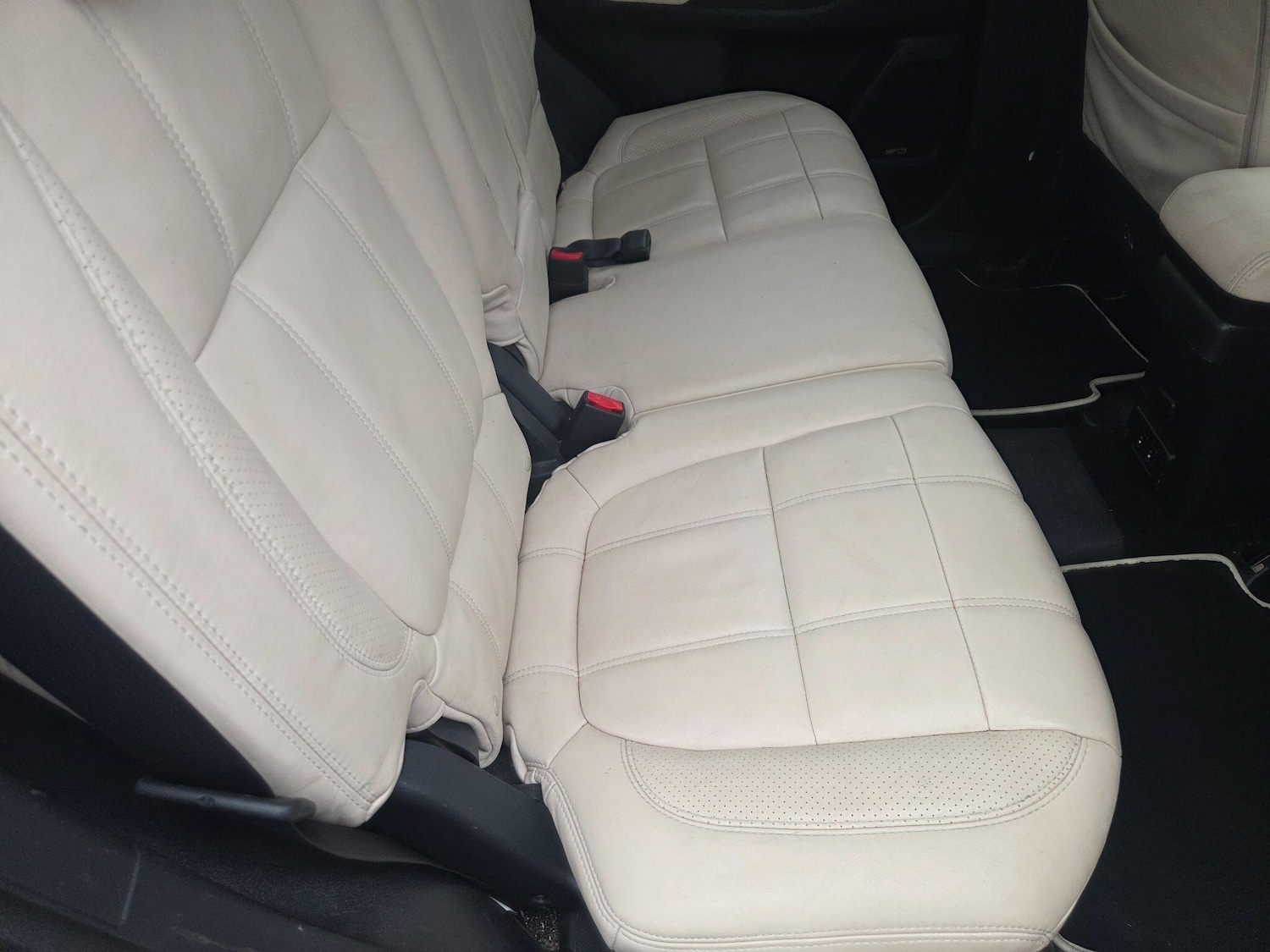 Used Mitsubishi Outlander 2017 for sale - 77290826: Photo 14