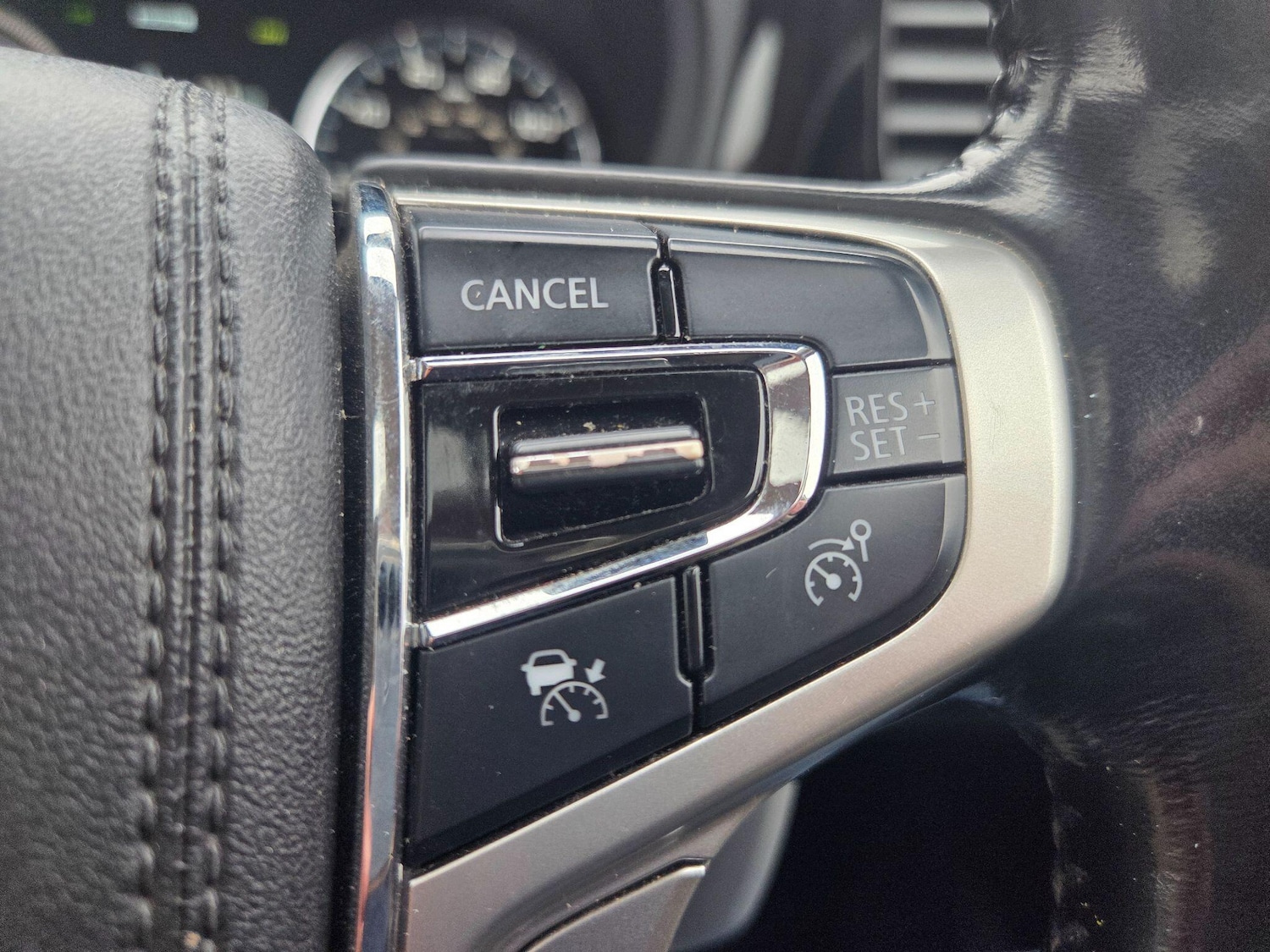 Used Mitsubishi Outlander 2017 for sale - 77290826: Photo 19