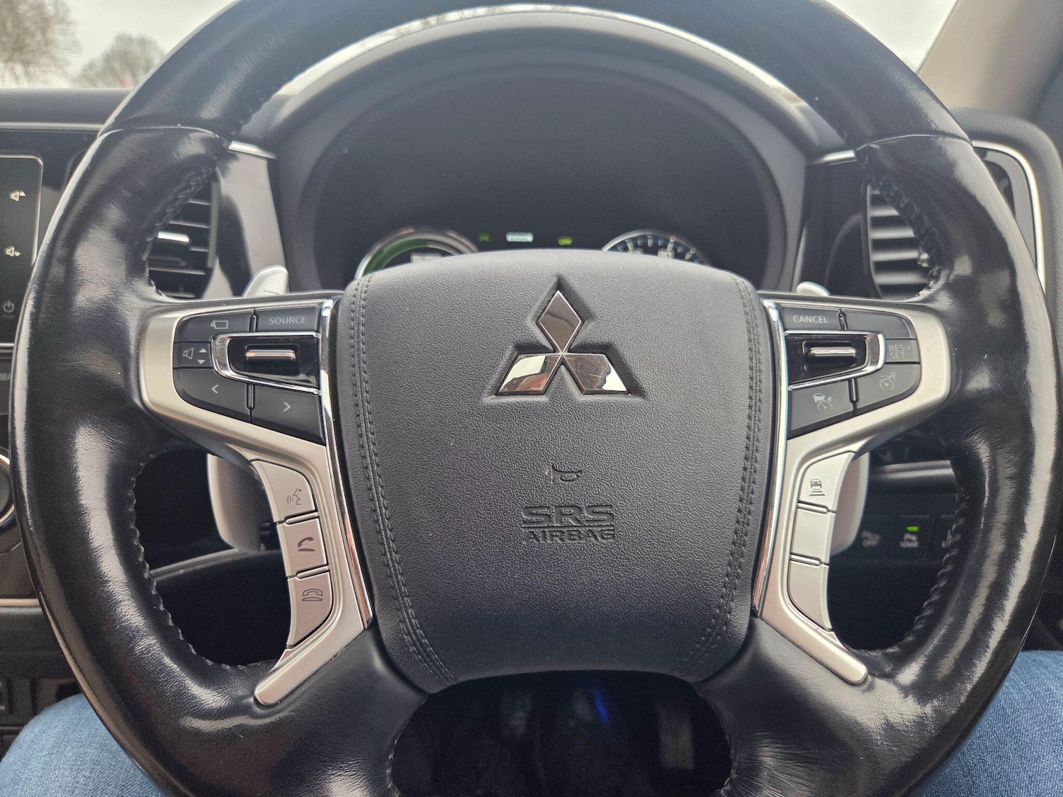 Used Mitsubishi Outlander 2017 for sale - 77290826: Photo 35