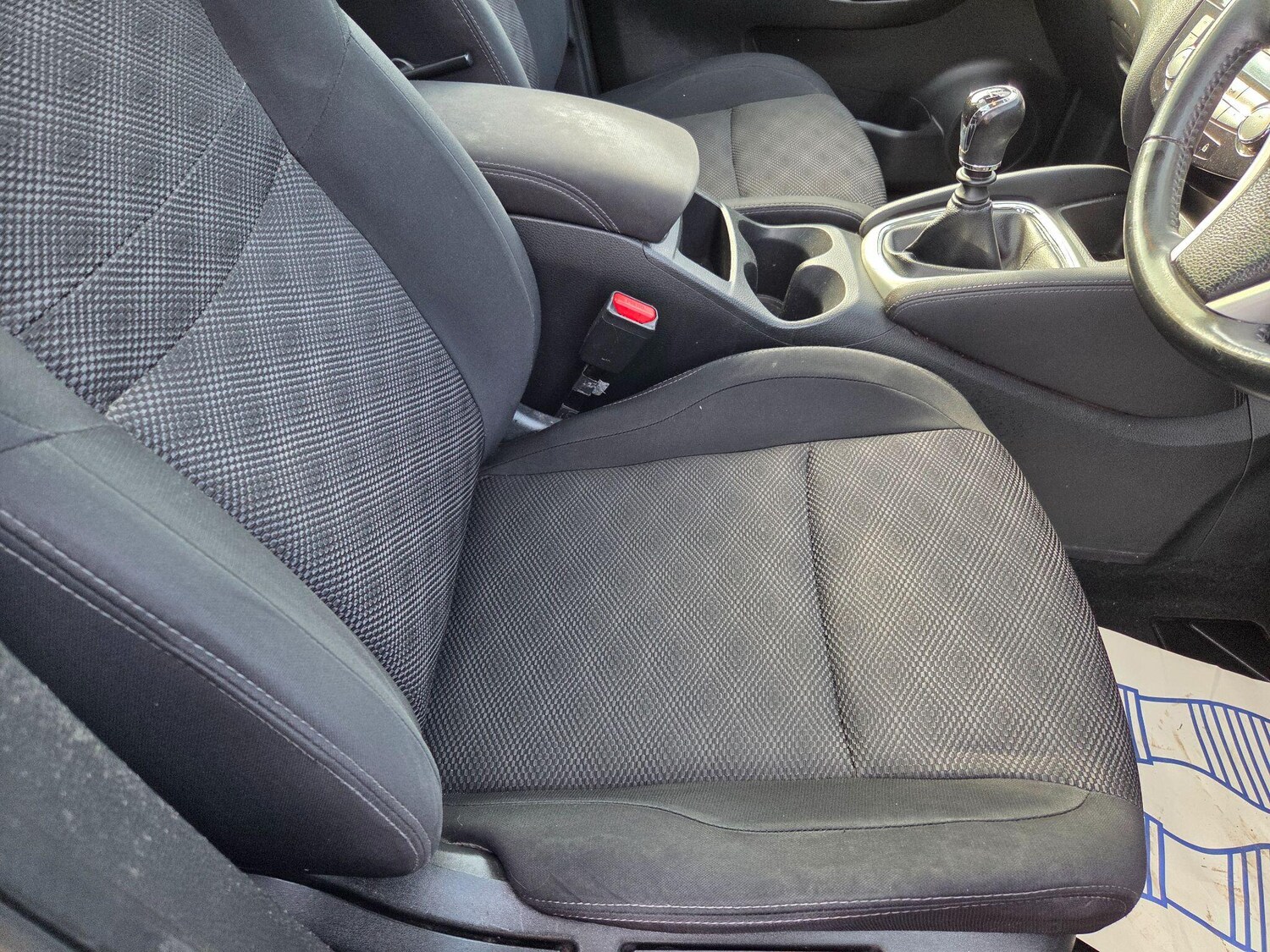 Used Nissan Qashqai 2016 for sale - 76348744: Photo 13