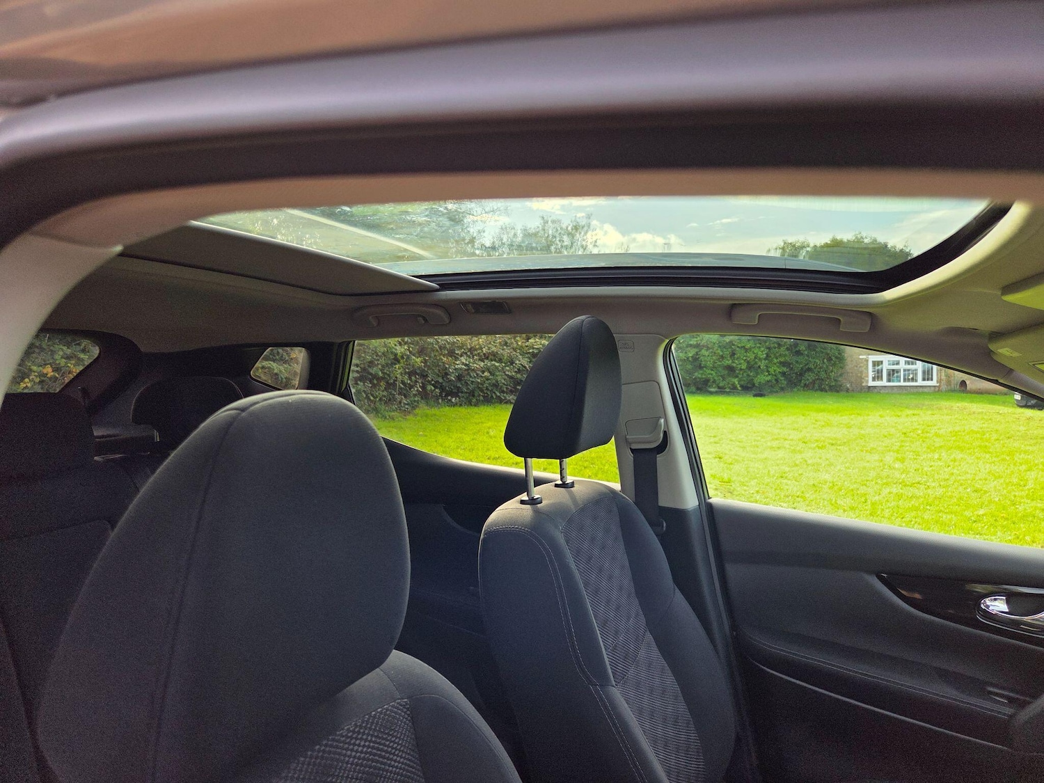 Used Nissan Qashqai 2016 for sale - 76348744: Photo 14