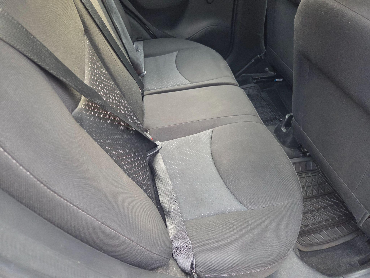 Used Vauxhall Viva 2015 for sale - 76996750: Photo 14