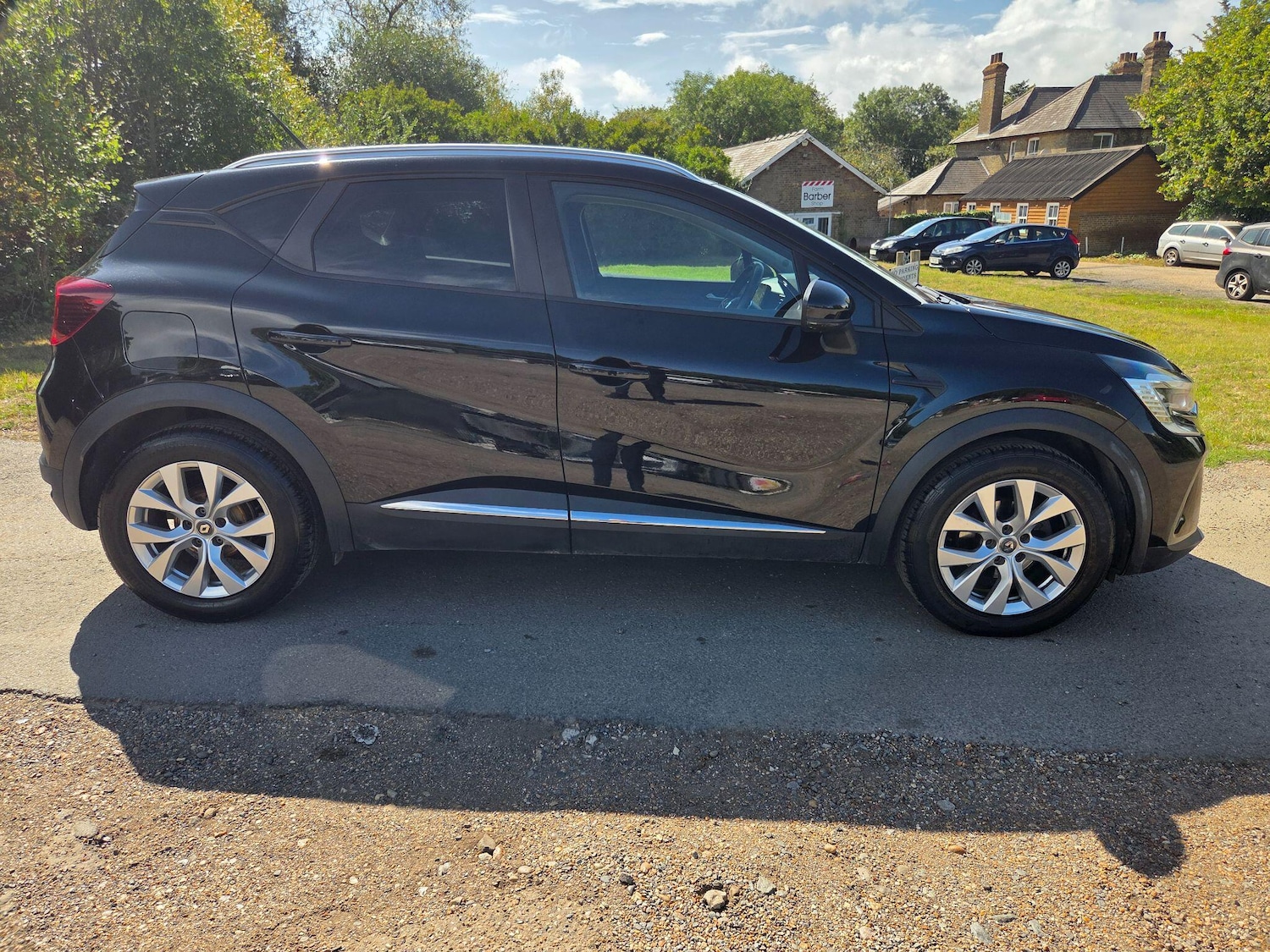 Used Renault Captur 2020 for sale - 76997747: Photo 10