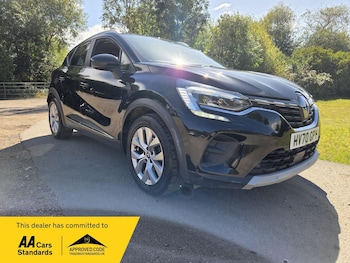 Used Renault Captur 2020 for sale - 76997747: Photo