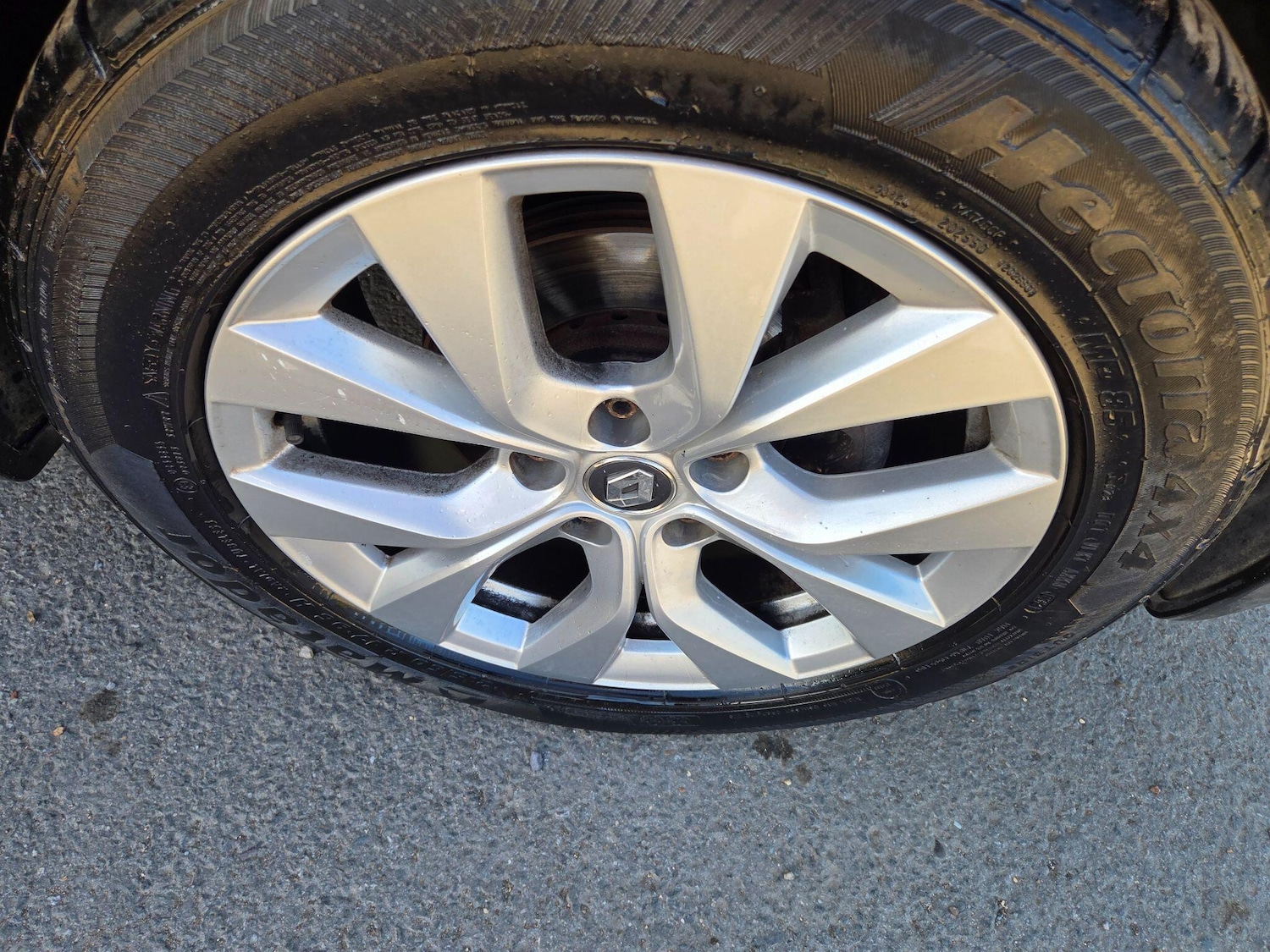 Used Renault Captur 2020 for sale - 76997747: Photo 20