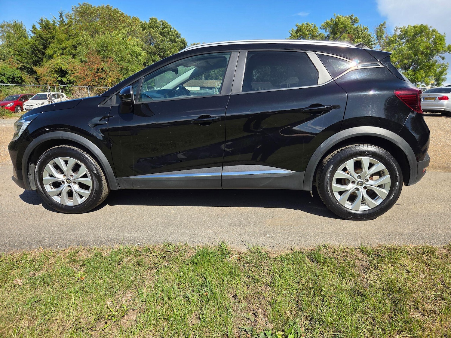 Used Renault Captur 2020 for sale - 76997747: Photo 8