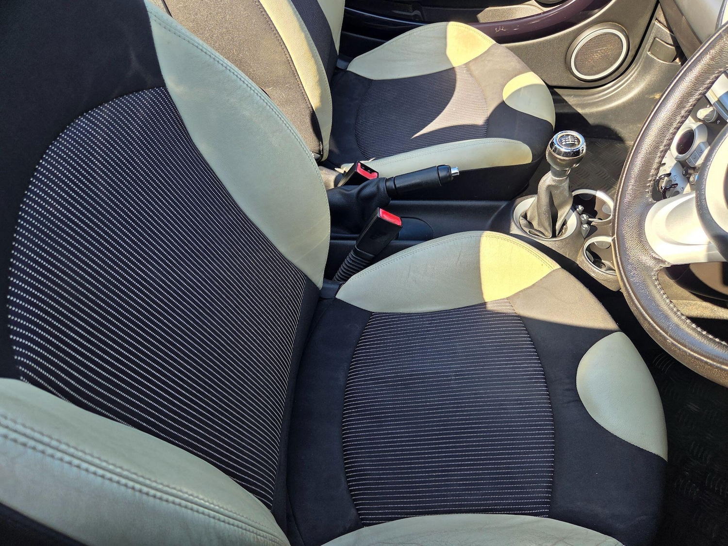 Used MINI Convertible 2009 for sale - 75927626: Photo 14