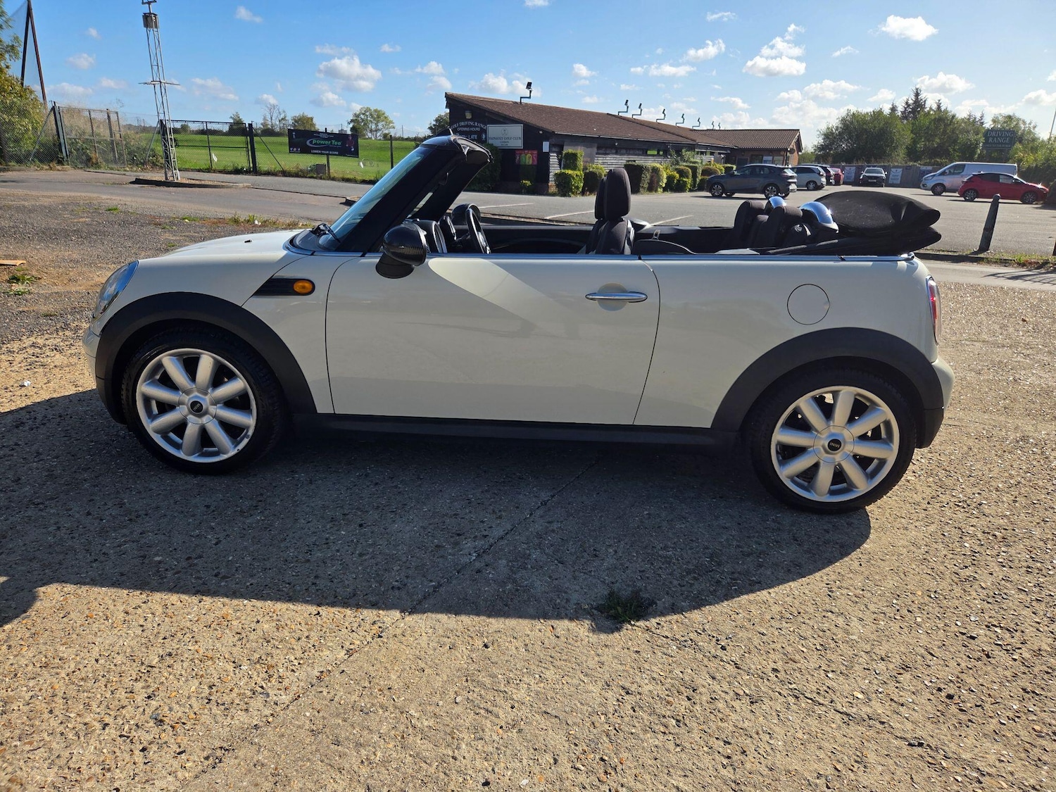 Used MINI Convertible 2009 for sale - 75927626: Photo 8