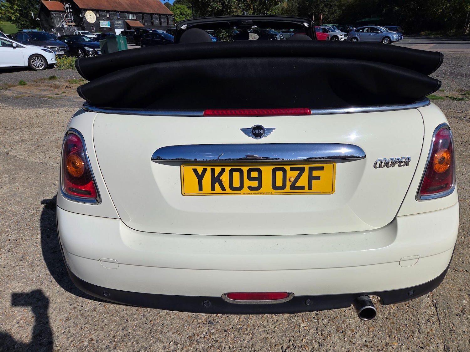 Used MINI Convertible 2009 for sale - 75927626: Photo 9