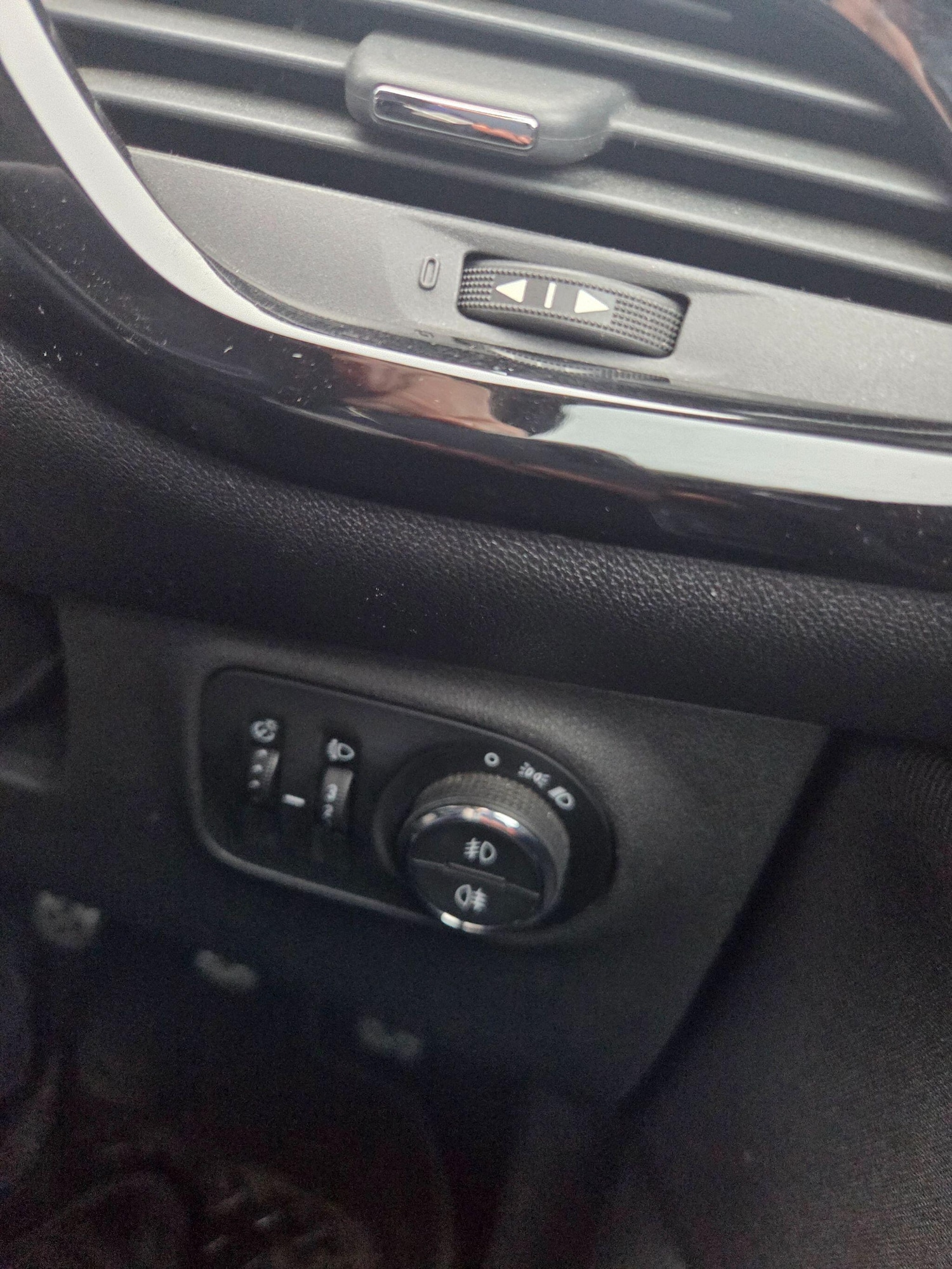 Used Vauxhall Corsa 2016 for sale - 75927602: Photo 13