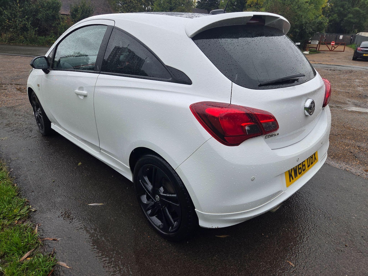 Used Vauxhall Corsa 2016 for sale - 75927602: Photo 5