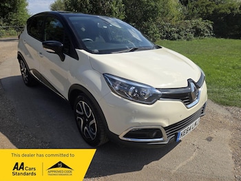 Used Renault Captur 2014 for sale - 75540210: Photo