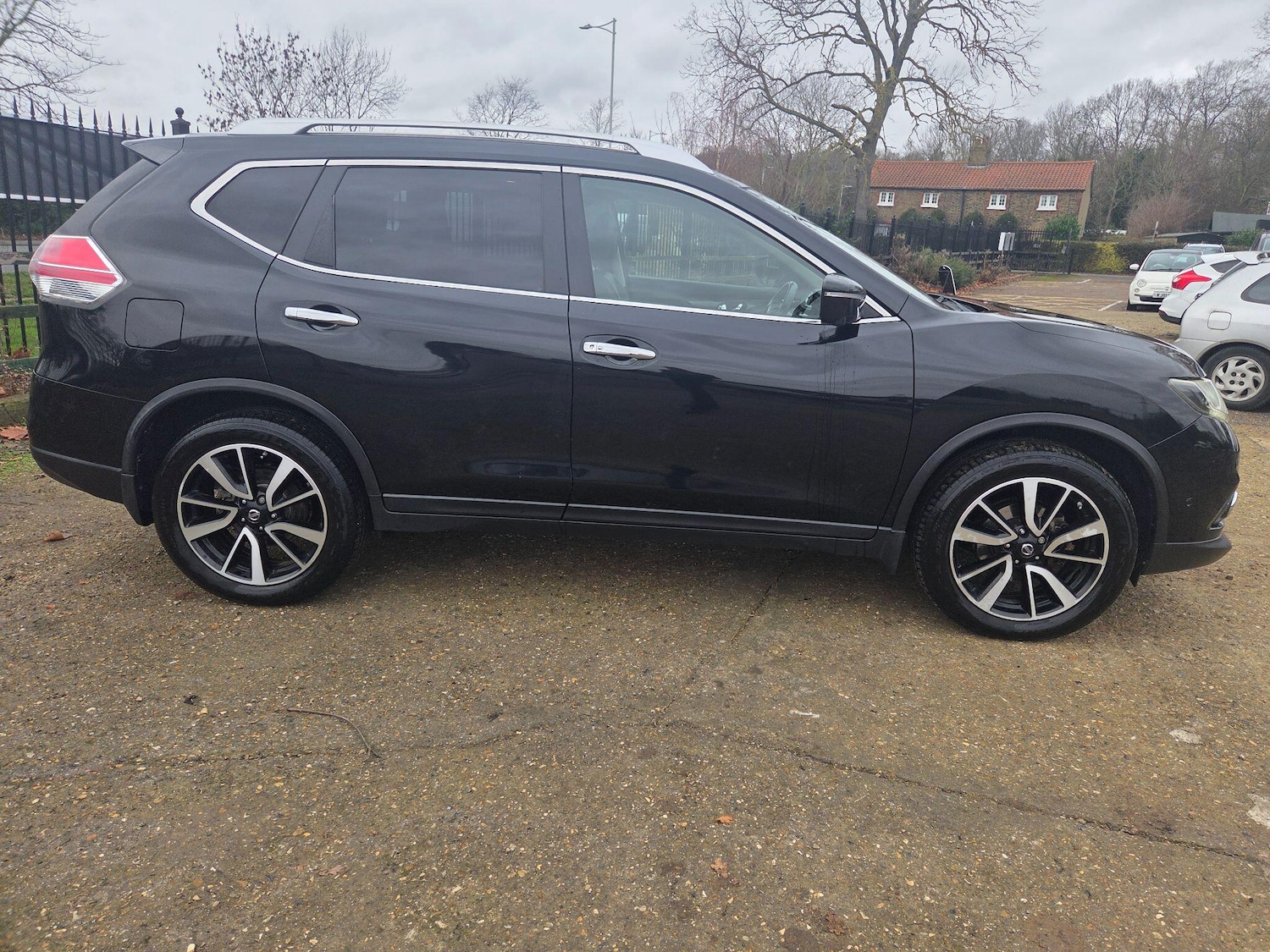 Used Nissan X-Trail 2015 for sale - 76912847: Photo 10