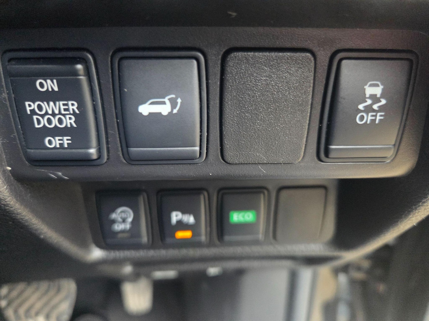 Used Nissan X-Trail 2015 for sale - 76912847: Photo 21