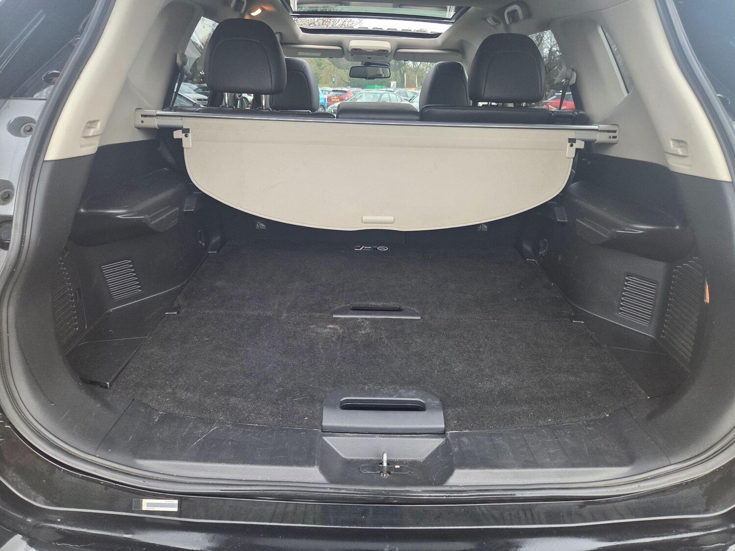 Used Nissan X-Trail 2015 for sale - 76912847: Photo 37