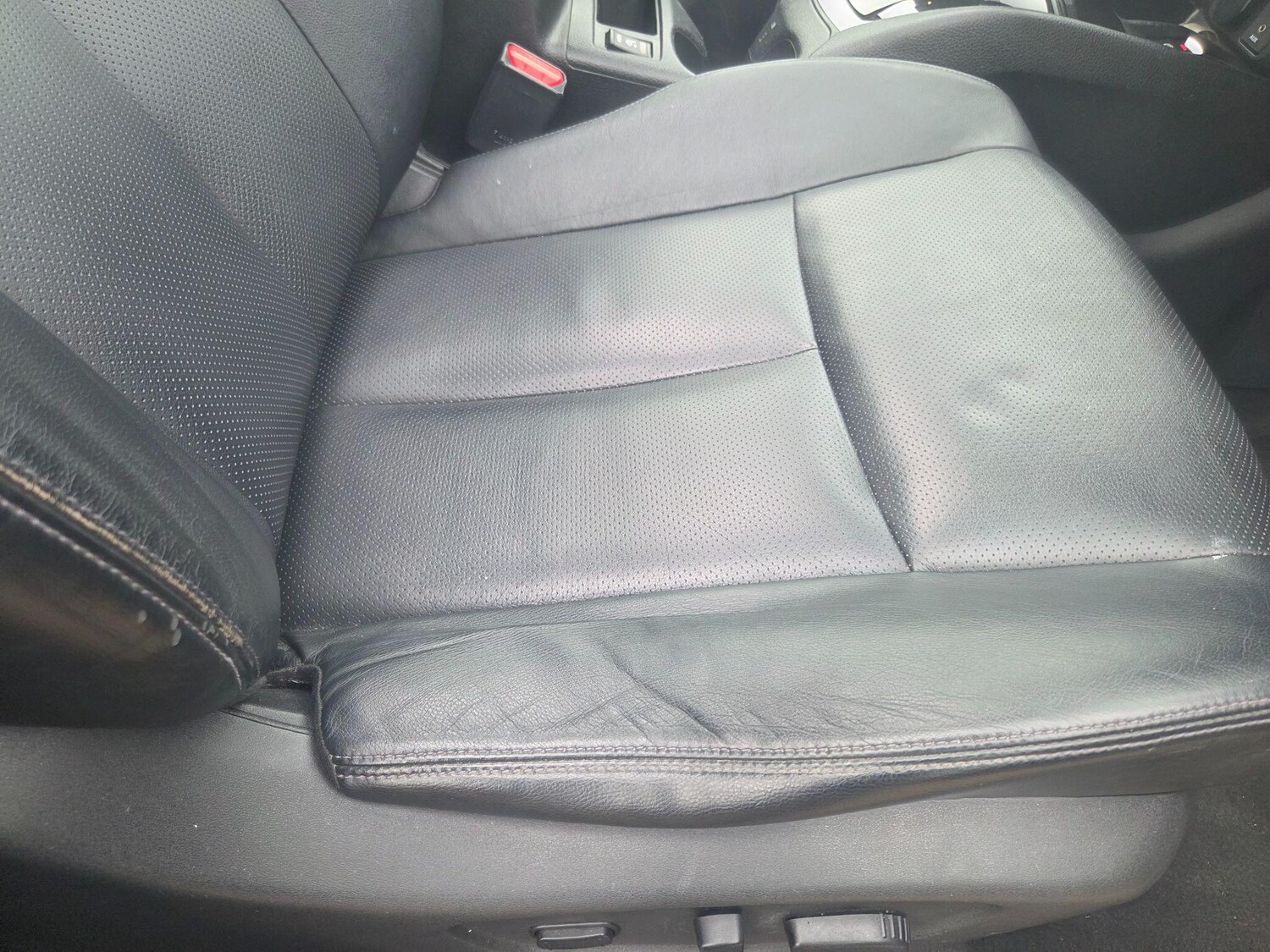 Used Nissan X-Trail 2015 for sale - 76912847: Photo 41