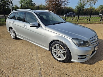 Used Mercedes-Benz C Class 2013 for sale - 79726074: Photo