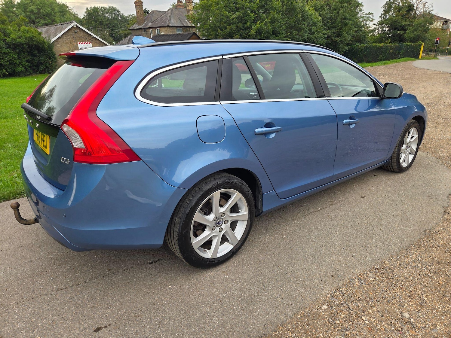 Used Volvo V60 2013 for sale - 75926640: Photo 12