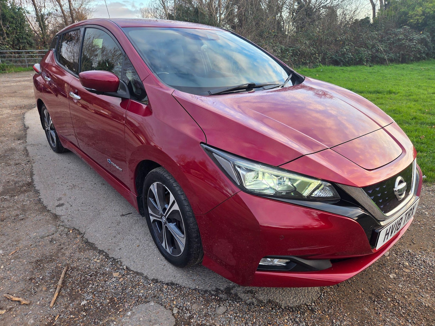 Used Nissan Leaf 2018 for sale - 76913538: Photo 2