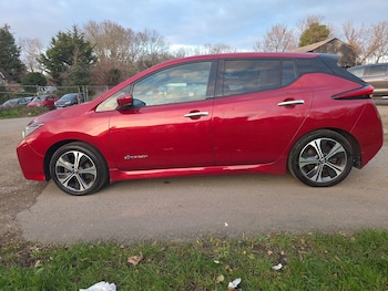 Used Nissan Leaf 2018 for sale - 76913538: Photo