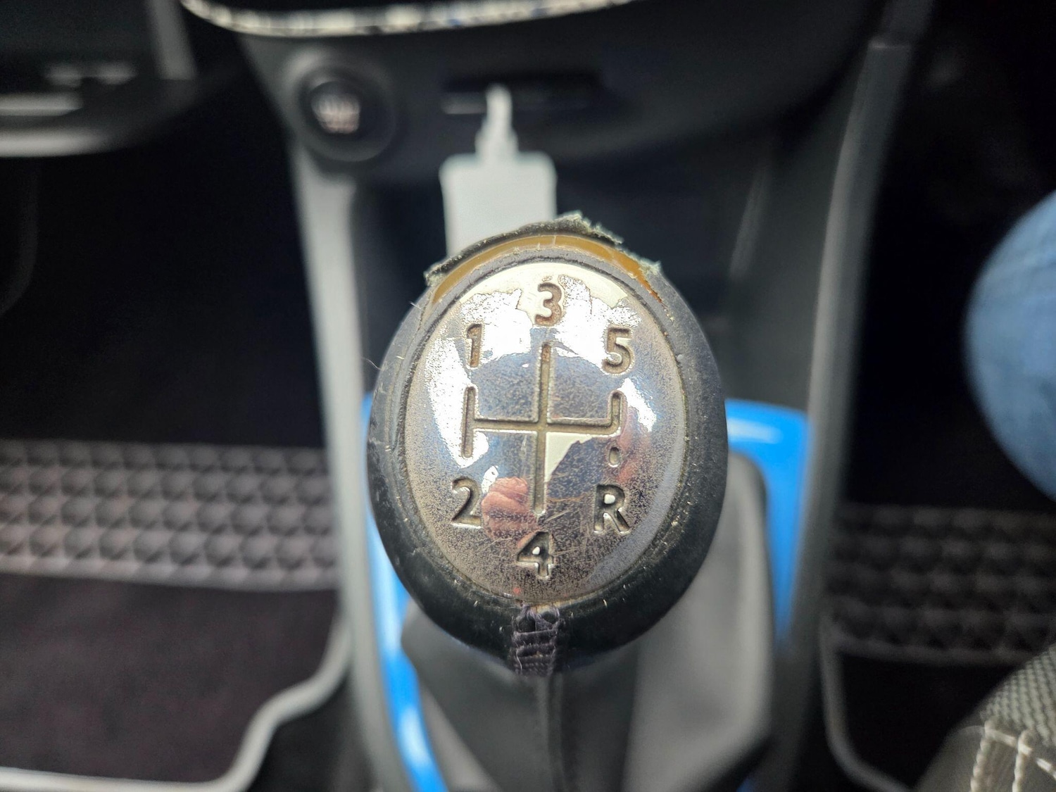 Used Renault Clio 2013 for sale - 76965237: Photo 10