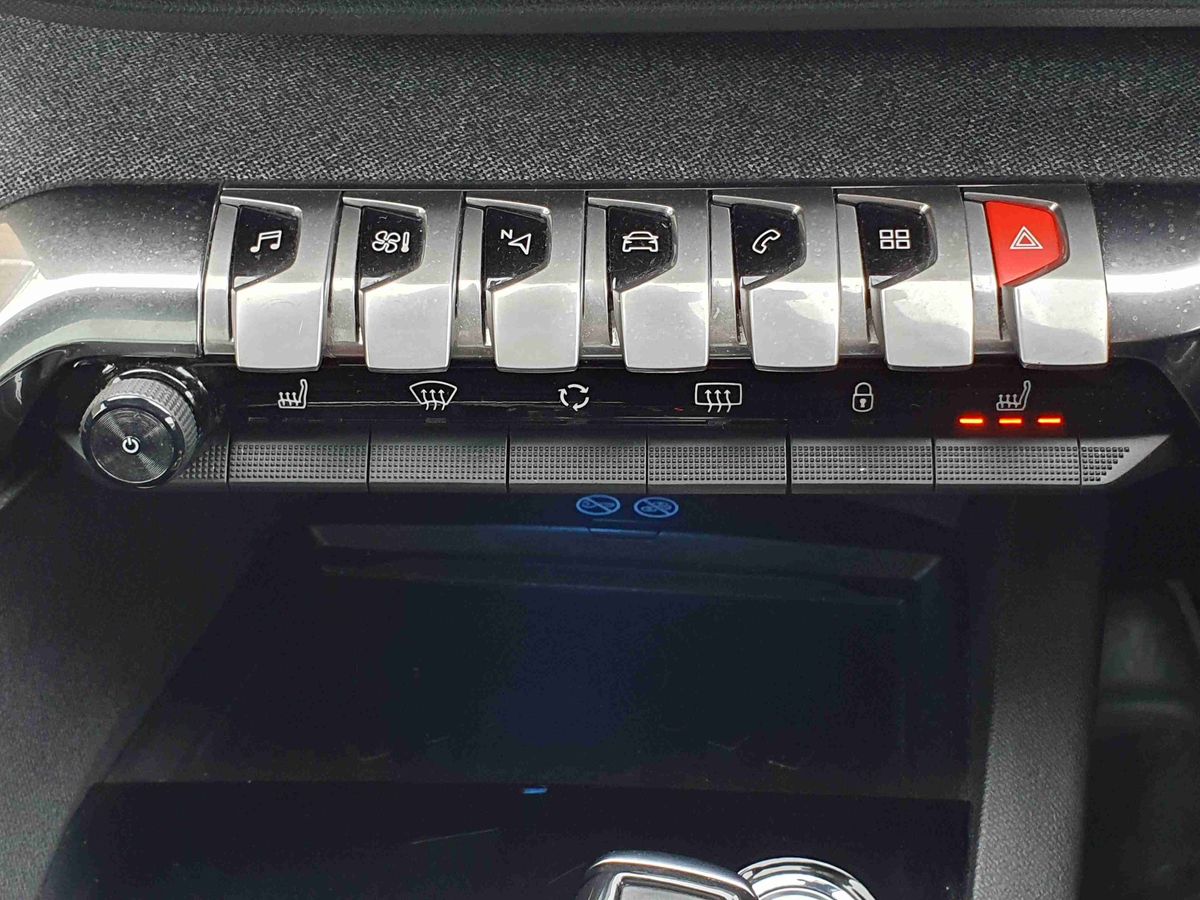 Used Peugeot 3008 2020 for sale - 77600329: Photo 25