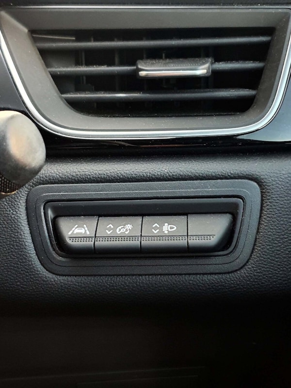 Used Renault Captur 2022 for sale - 74016923: Photo 39