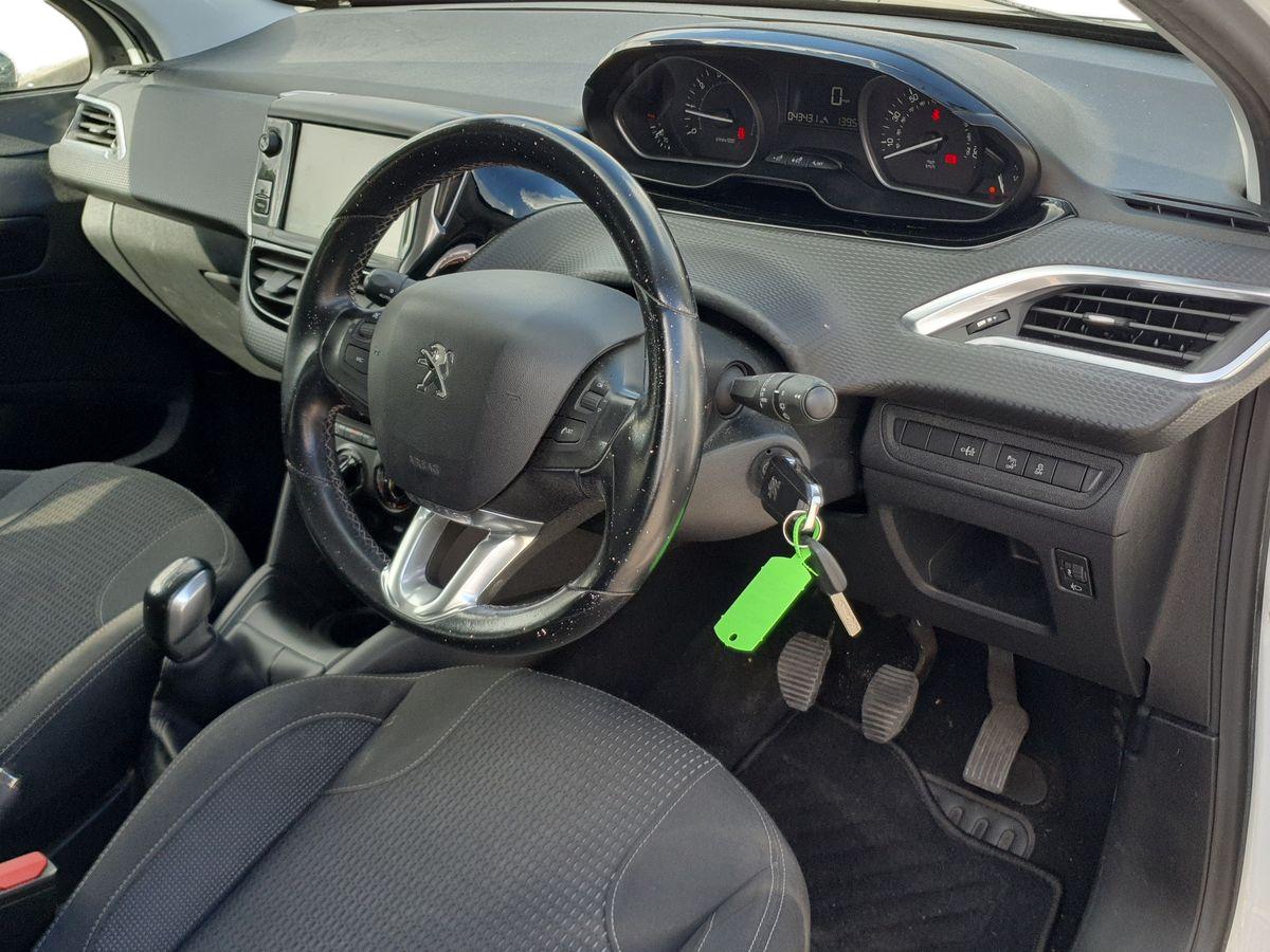 Used Peugeot 208 2017 for sale - 75943069: Photo 10