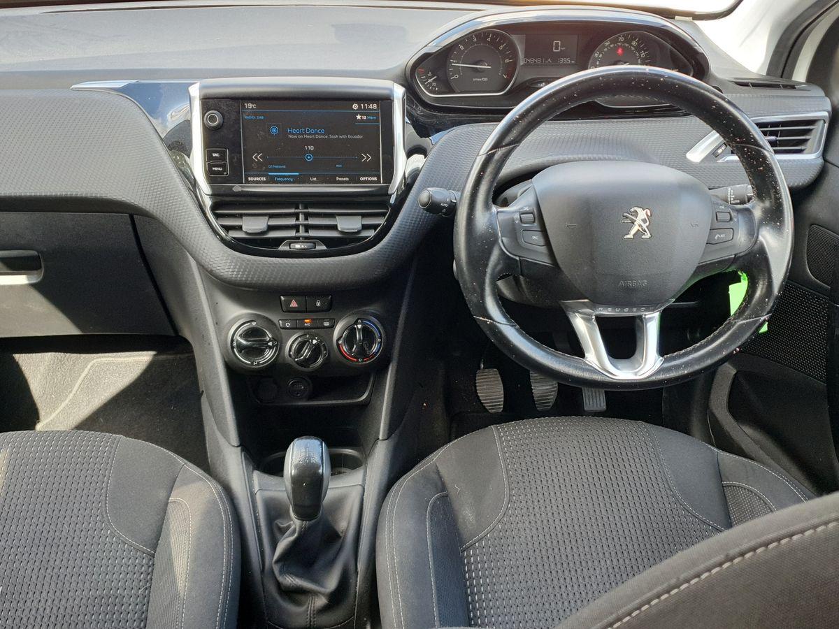 Used Peugeot 208 2017 for sale - 75943069: Photo 11