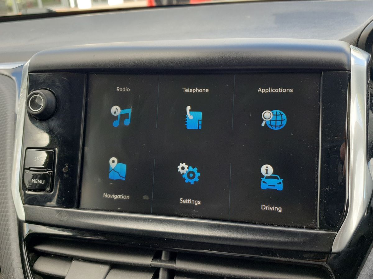 Used Peugeot 208 2017 for sale - 75943069: Photo 19