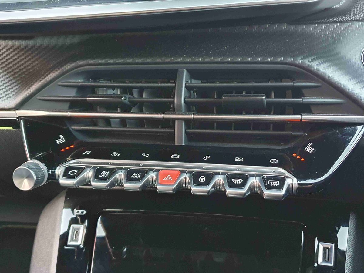 Used Peugeot 2008 2023 for sale - 77133924: Photo 26