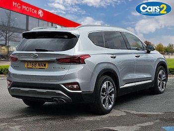 Used Hyundai Santa Fe 2018 for sale - 79454062: Photo