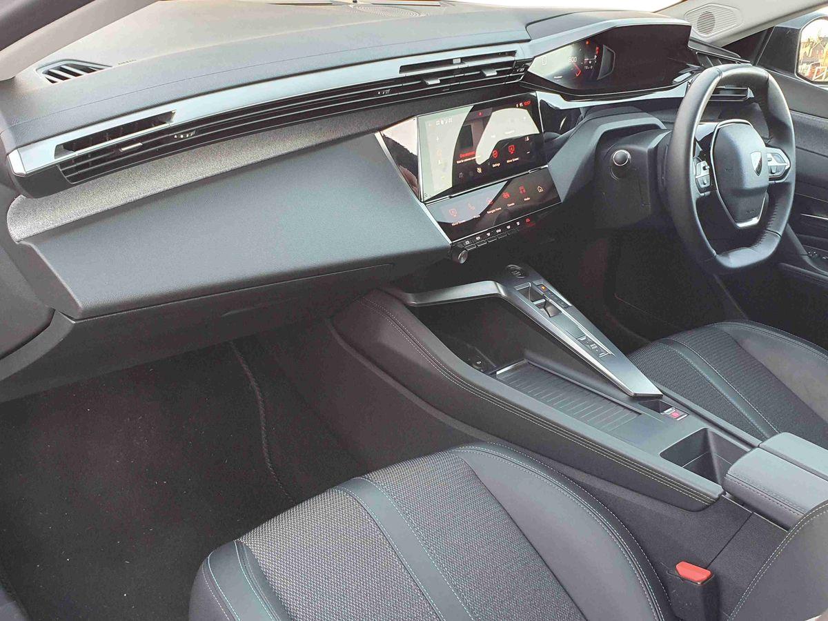 Used Peugeot 308 2023 for sale - 77082603: Photo 15