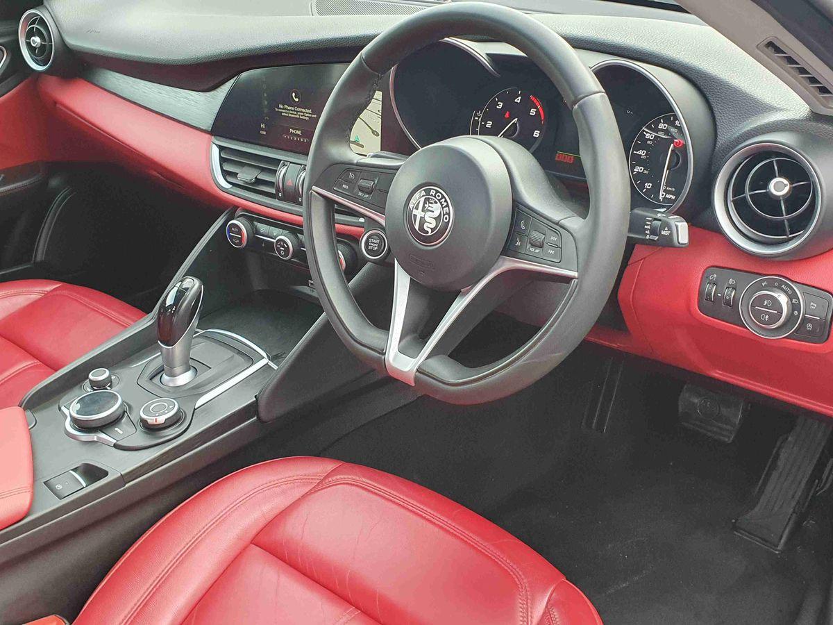 Used Alfa Romeo Giulia 2019 for sale - 76717400: Photo 10