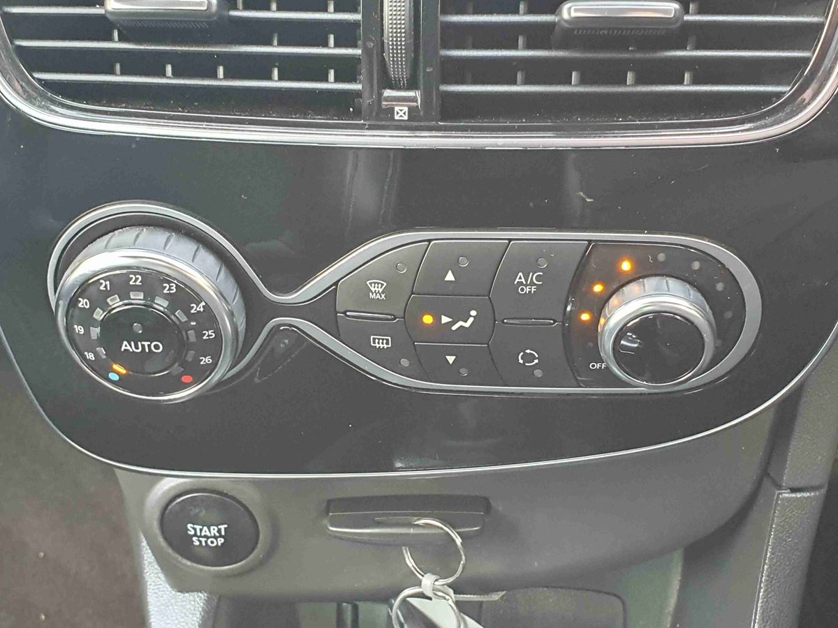 Used Renault Clio 2019 for sale - 77673773: Photo 26