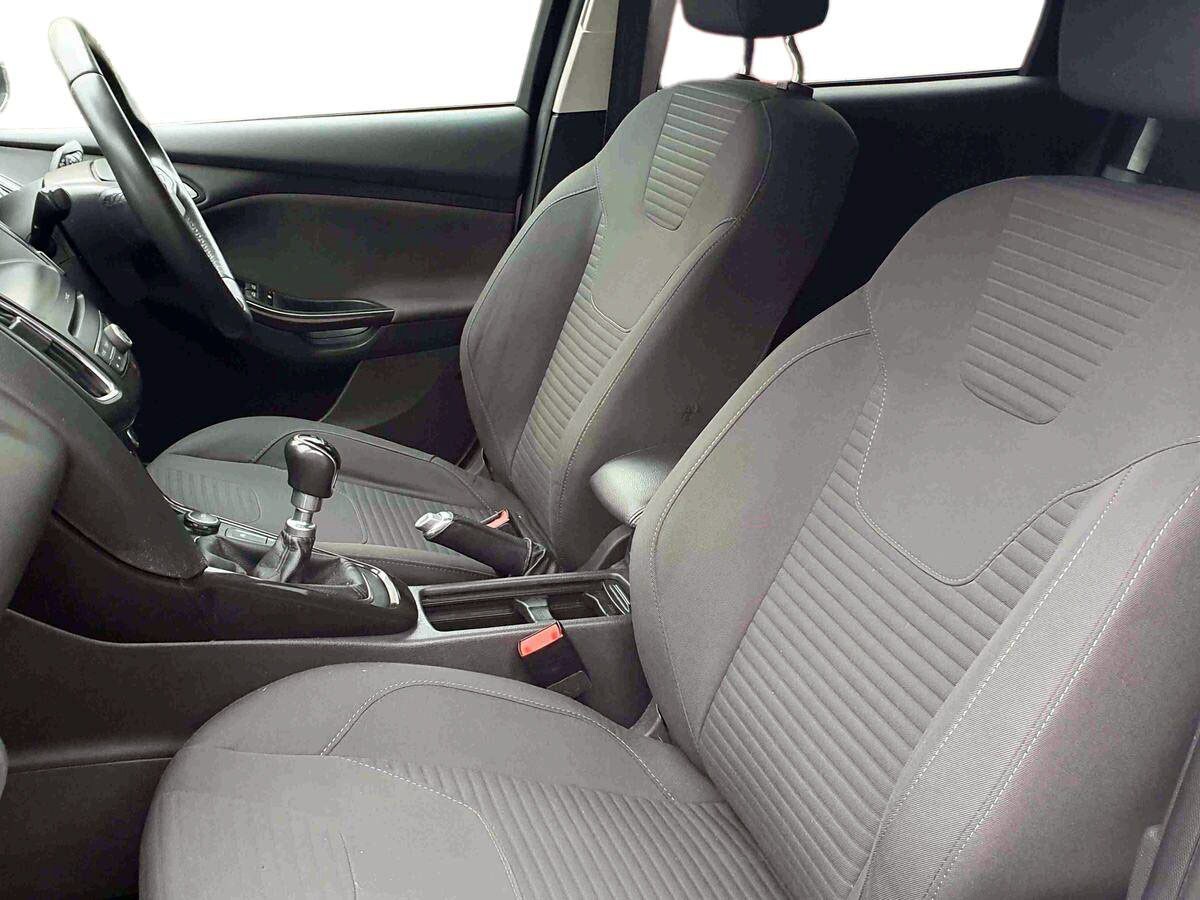 Used Ford Focus 2017 for sale - 78117742: Photo 16