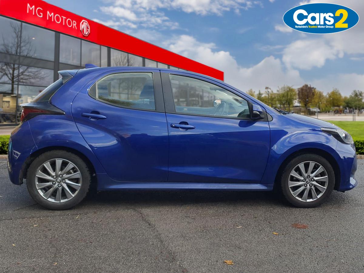 Used Toyota Yaris 2022 for sale - 76487402: Photo 2