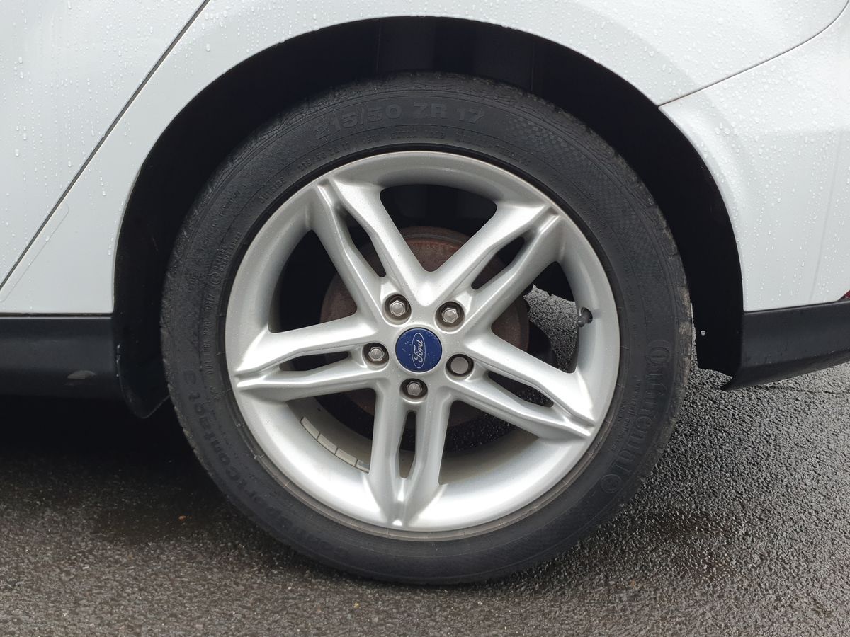 Used Ford Focus 2017 for sale - 77442657: Photo 9