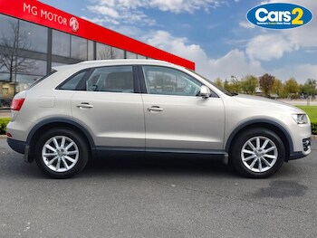 Used Audi Q3 2014 for sale - 76062114: Photo 2