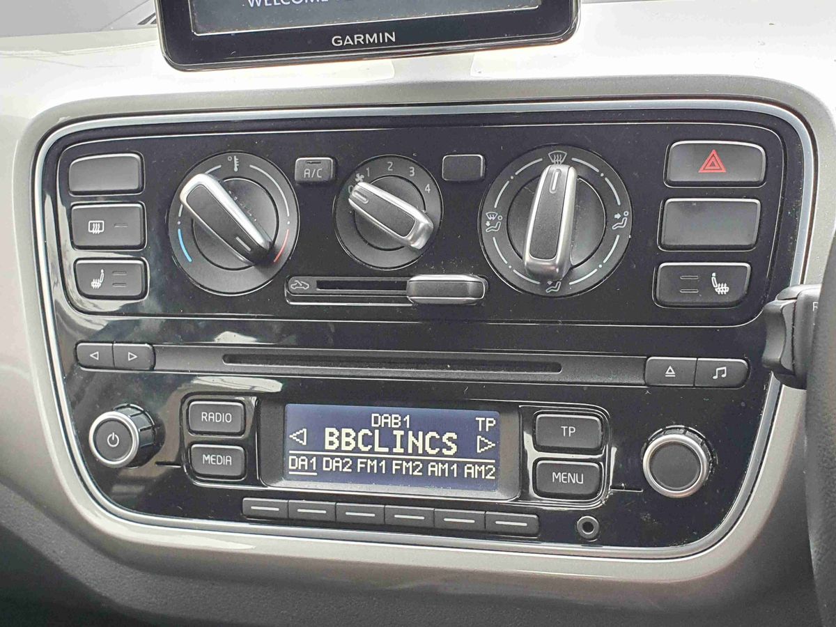 Used Volkswagen up! 2015 for sale - 78094578: Photo 19