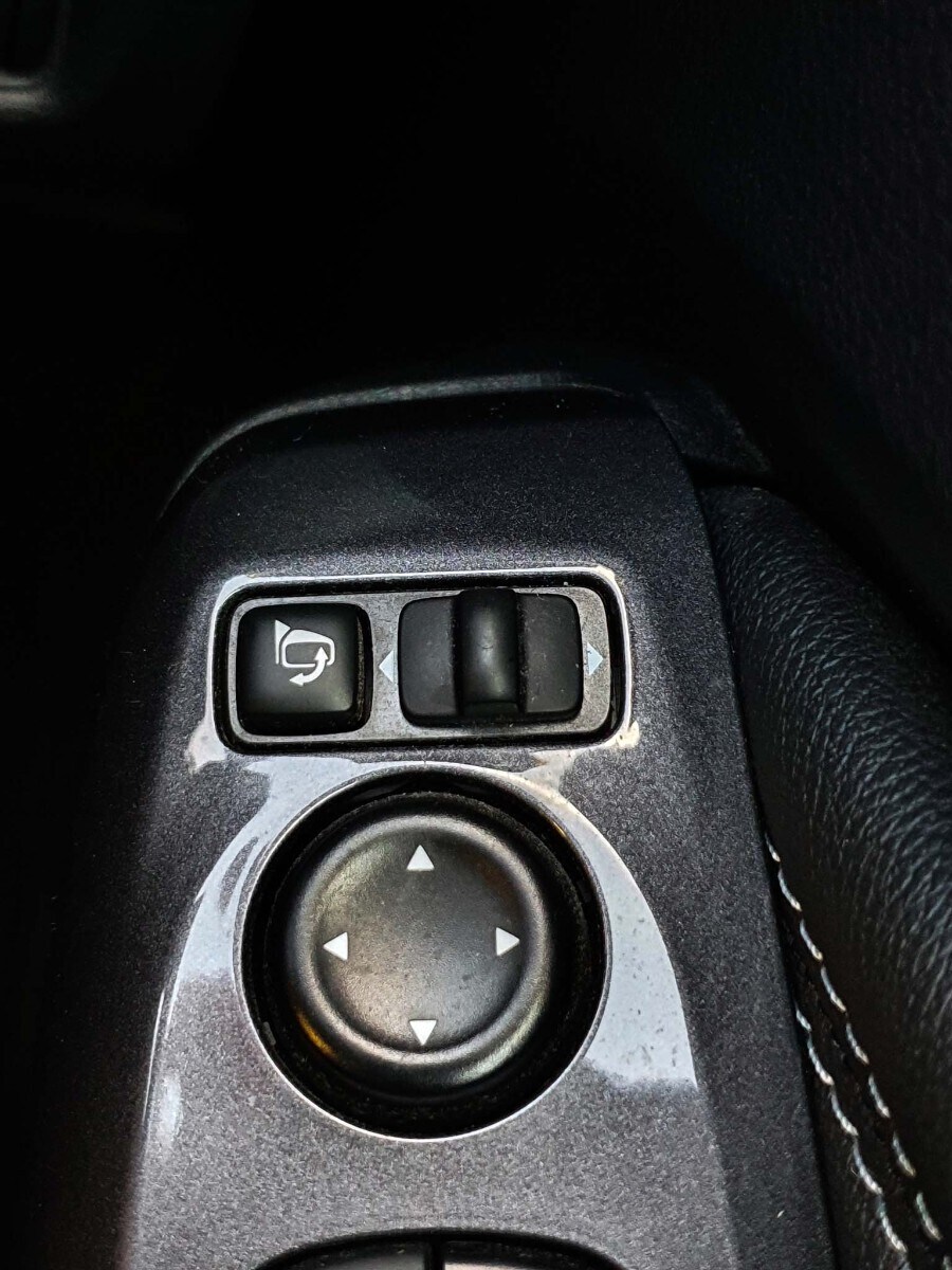 Vehicle 44