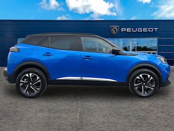 Used Peugeot 2008 2023 for sale - 78102999: Photo