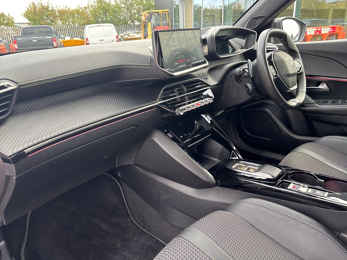 Used Peugeot 2008 2022 for sale - 76442036: Photo 17