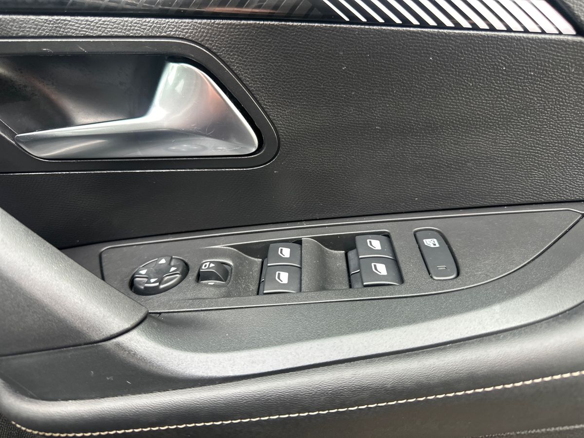 Used Peugeot 2008 2024 for sale - 78136984: Photo 21