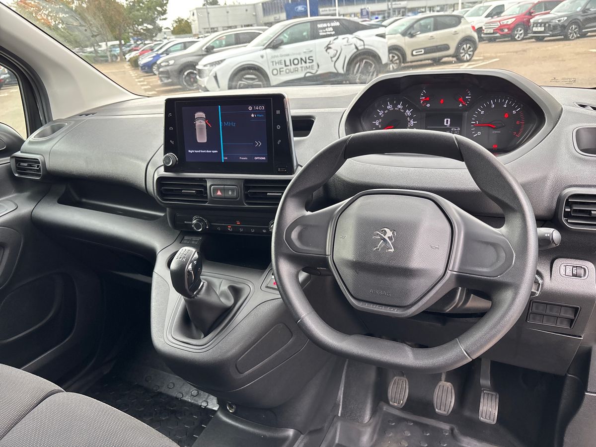 Used Peugeot Partner 2021 for sale - 76420621: Photo 15