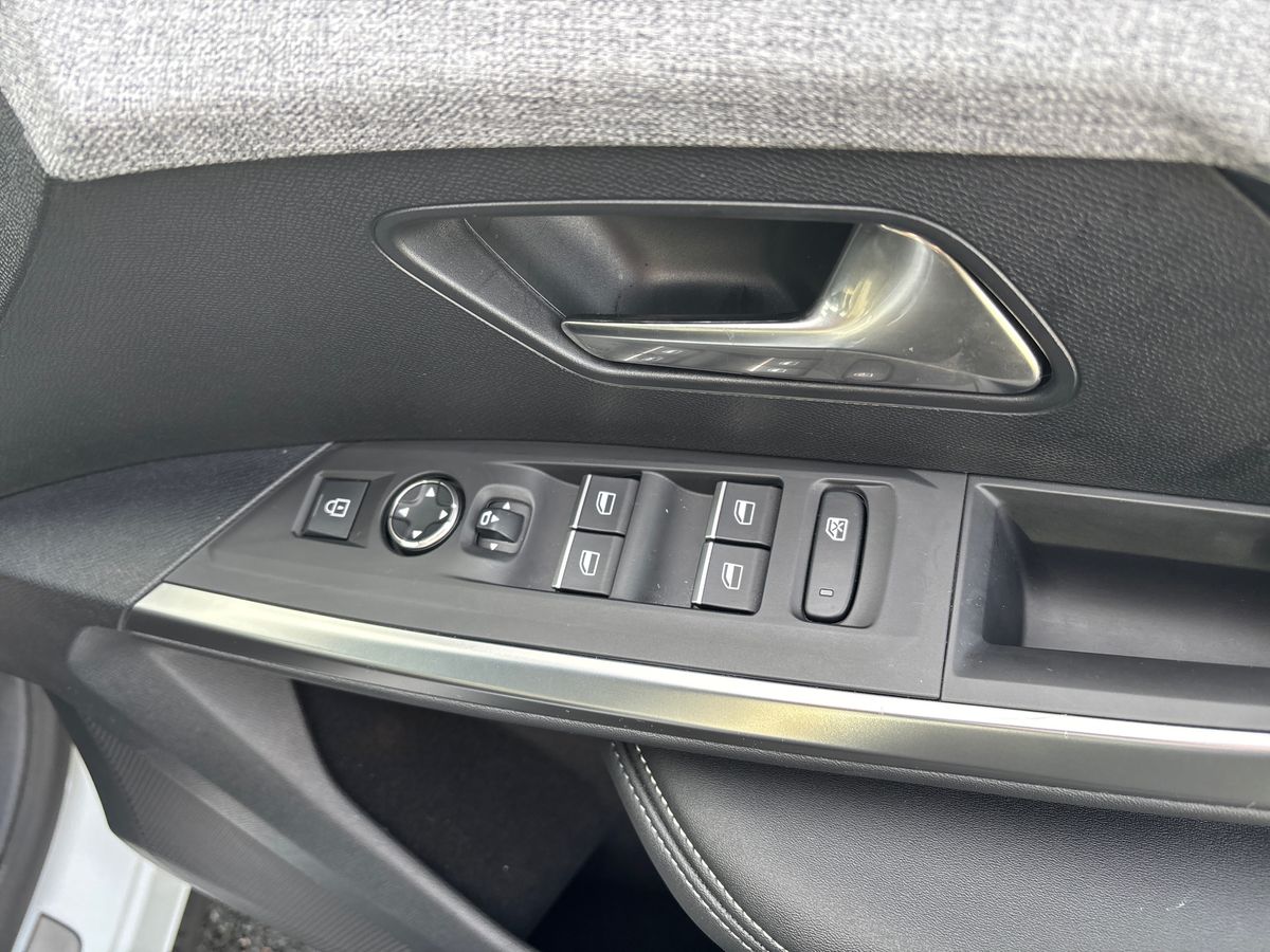 Used Peugeot 3008 2024 for sale - 76984039: Photo 21