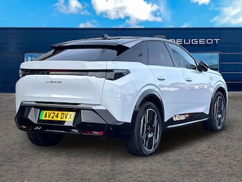 Used Peugeot 3008 2024 for sale - 76984039: Photo