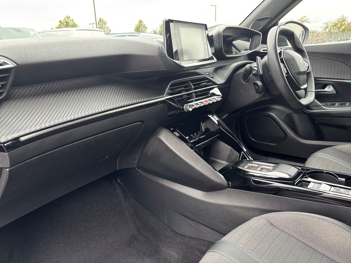 Used Peugeot 2008 2023 for sale - 76112021: Photo 17