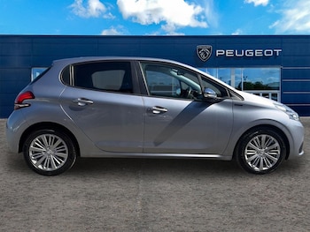 Used Peugeot 208 2019 for sale - 78302686: Photo
