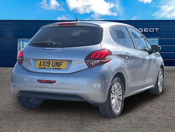 Used Peugeot 208 2019 for sale - 78302686: Photo